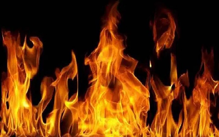 মিরপুরের বাগানবাড়ি বস্তিতে অগ্নিকাণ্ড